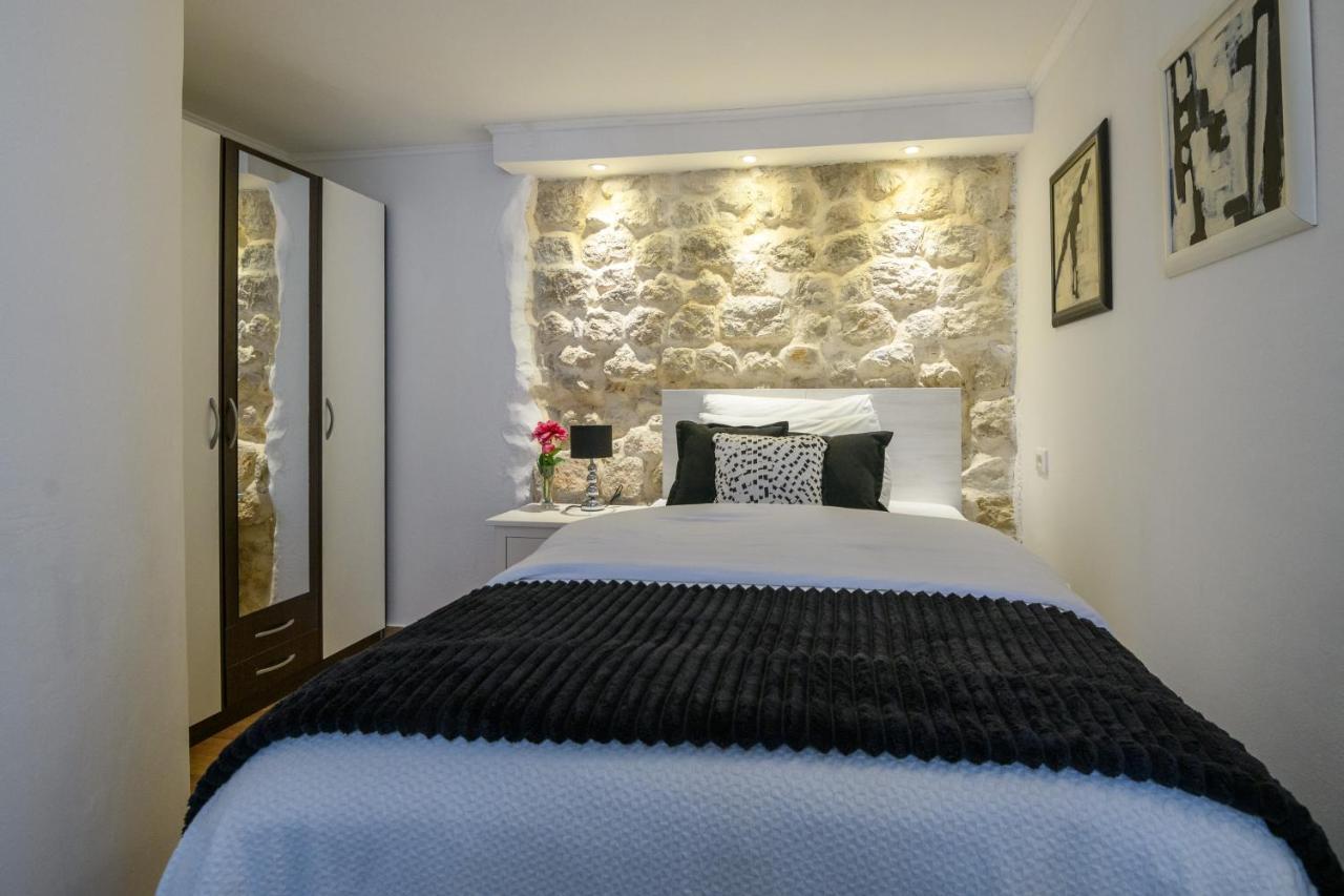 Buza Apartment Ragusa Esterno foto